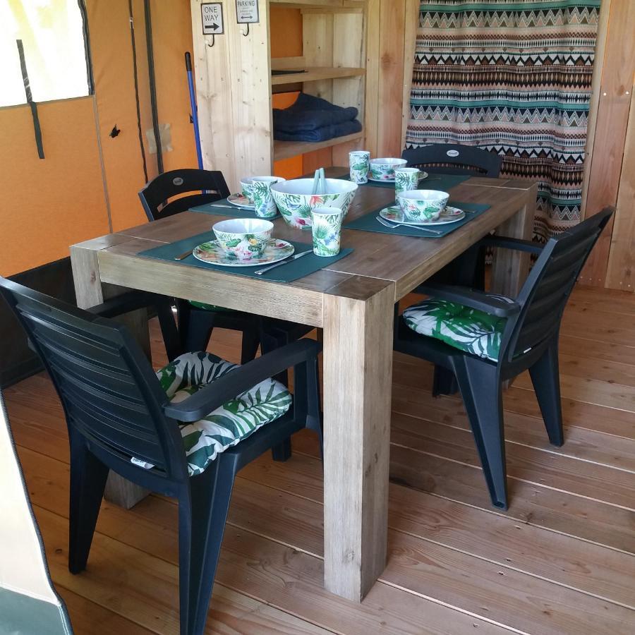 Safaritent De Berghoeve Luxury tent Ruinen